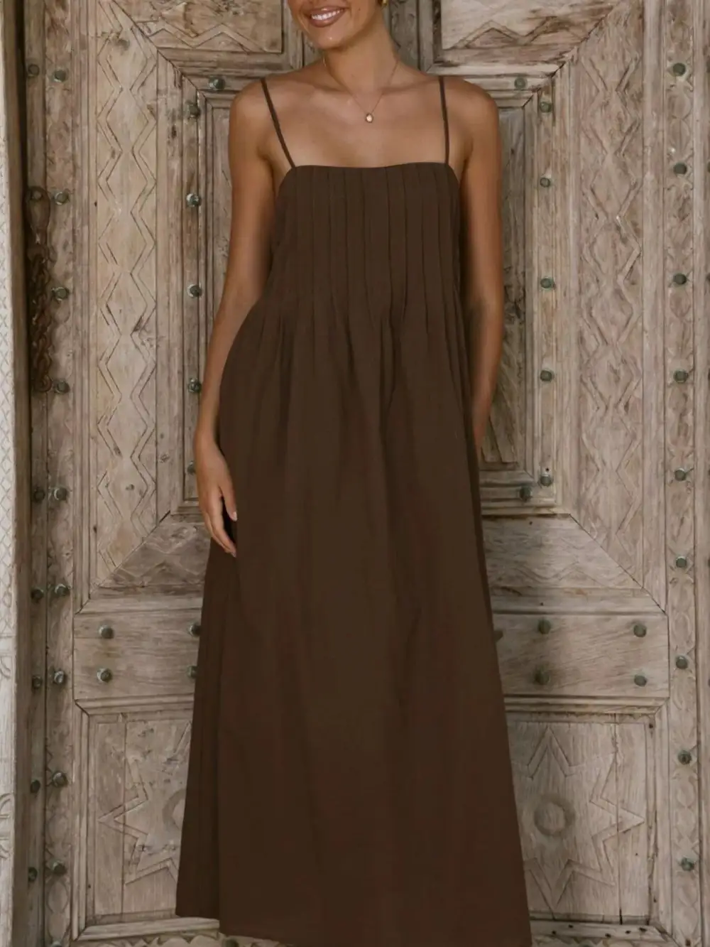 Polished Detail Pleated Midi Dress