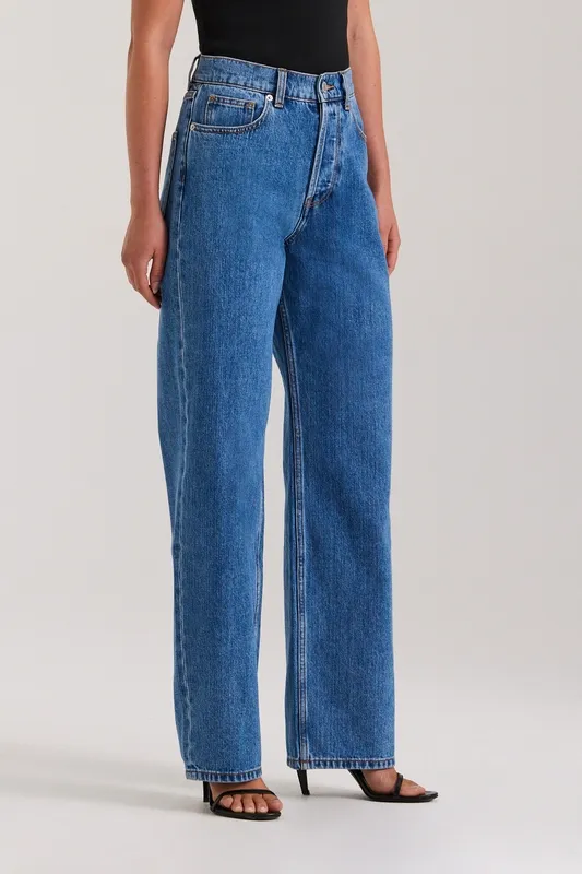 Indigo Wash Petite Straight Leg Jeans