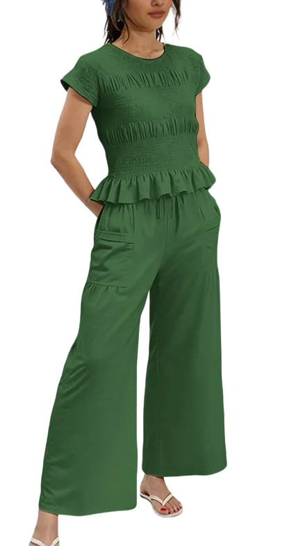 Women's two-piece set: pleated top and wide-leg pants