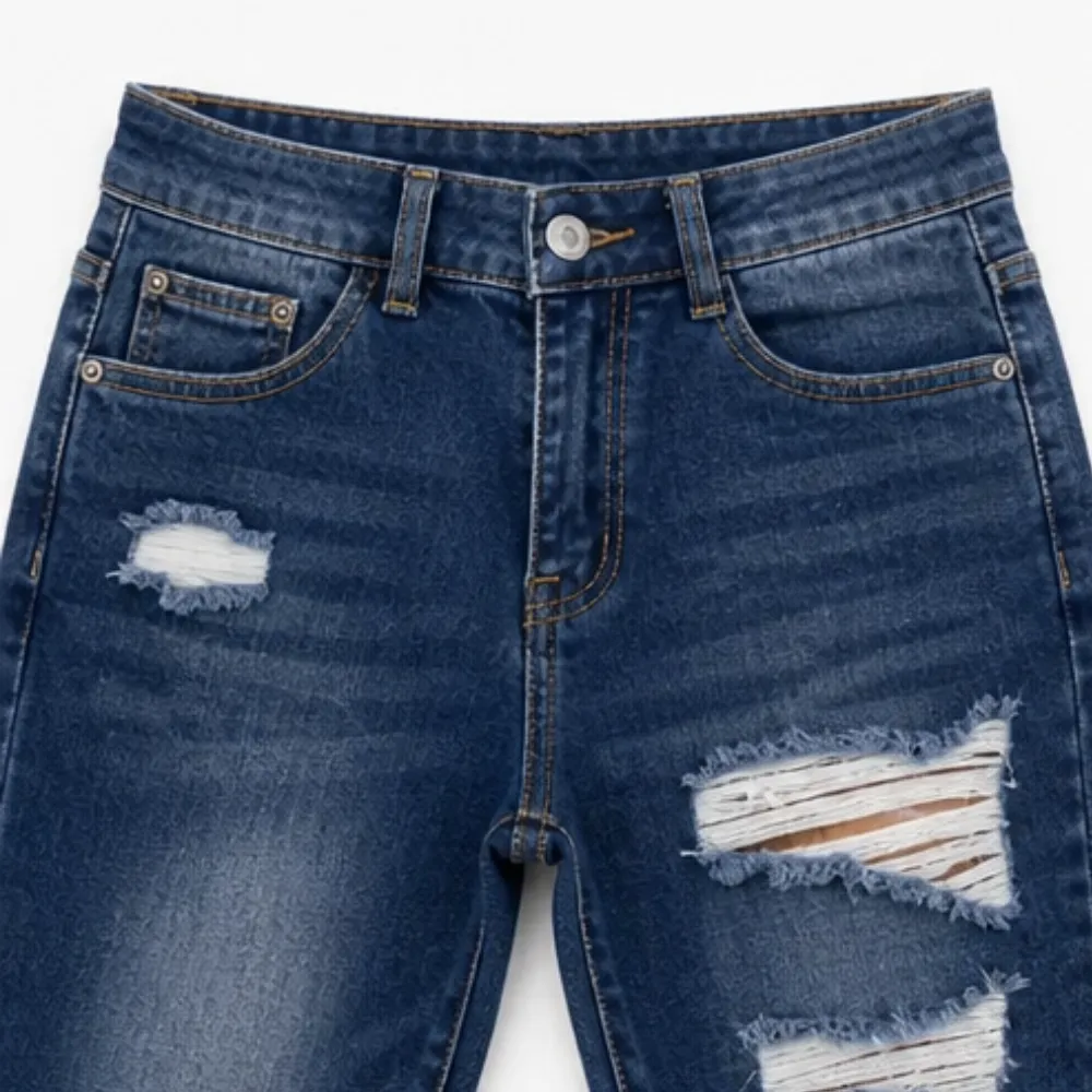Soft Cotton Frayed-hem Capri Jeans