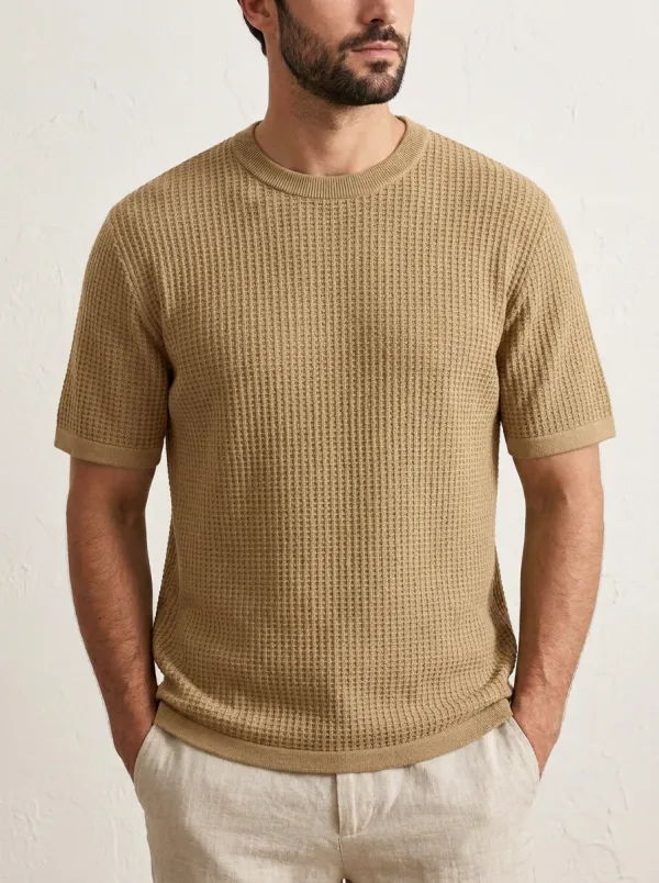 Men's Relaxed Tailored-Look Waffle Knit T-Shirt