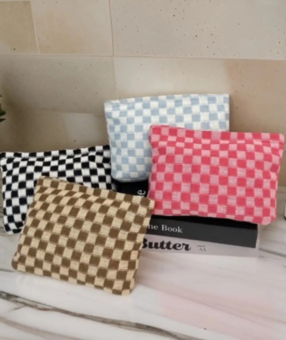 Weekend Zip Makeup Bag
