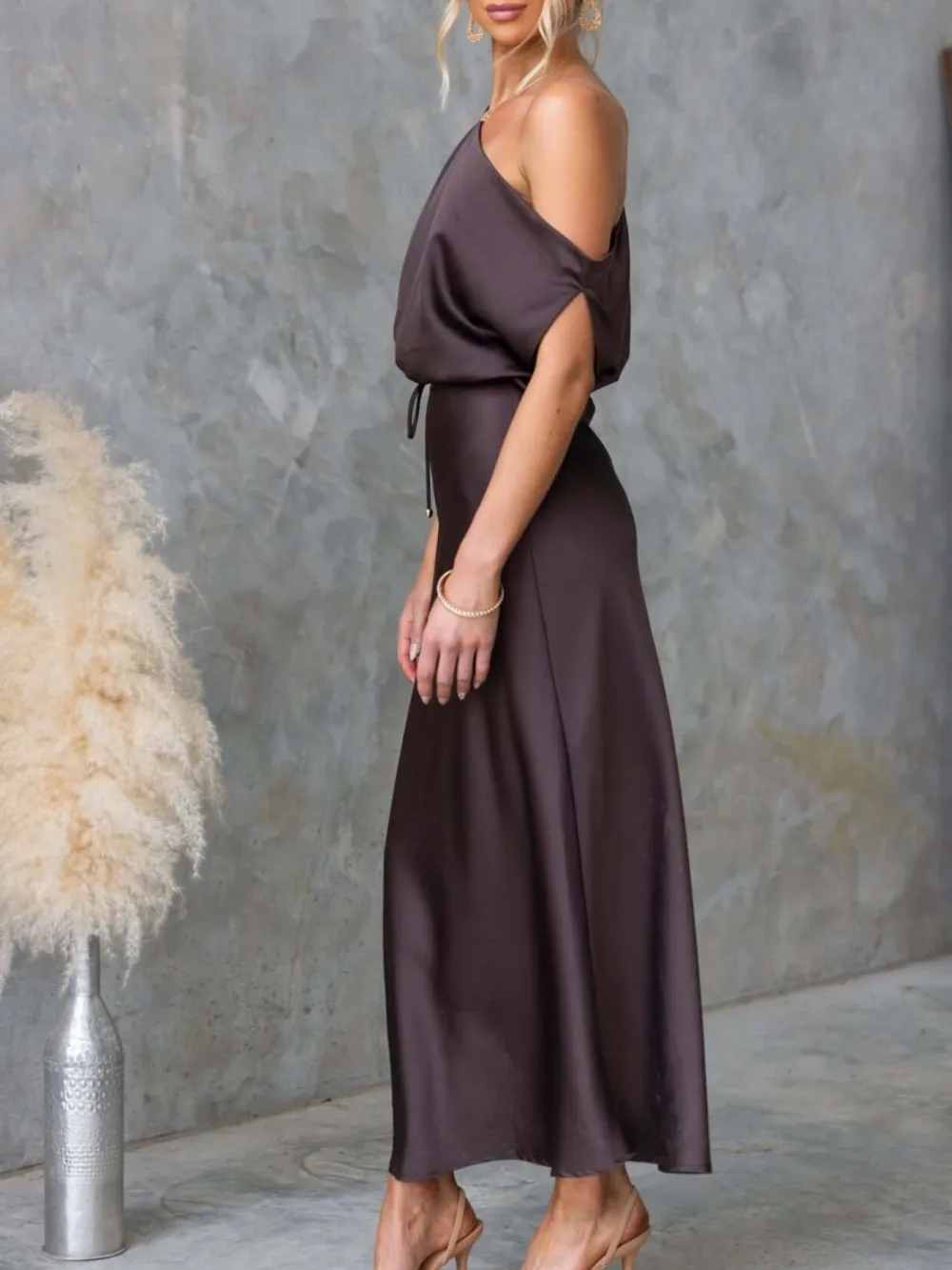 Shoulder Midi Dress