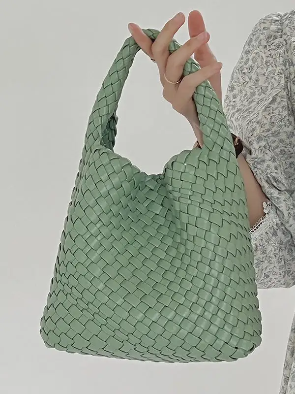 Refined Woven Vintage Shoulder Bag