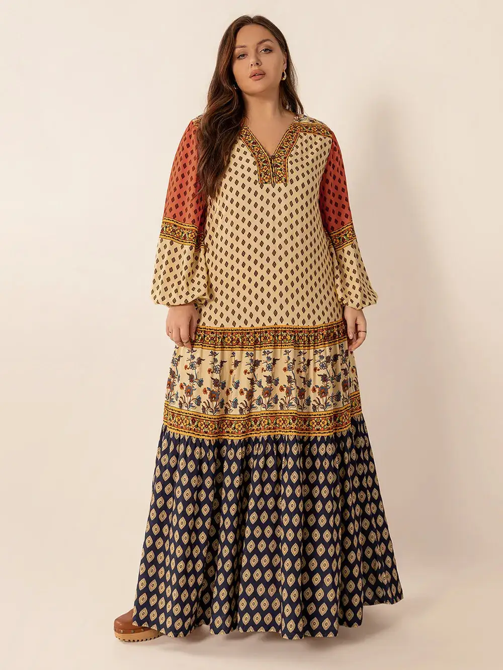 Printed V-Neck Long Sleeve Maxi Dress