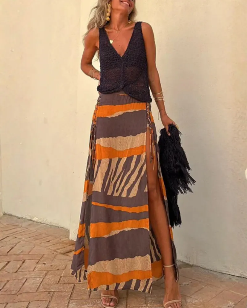 Side Slit Colorblock Skirt