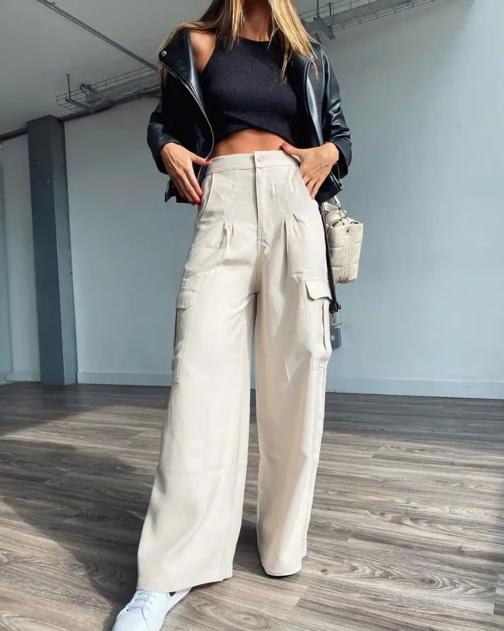 Easy Fit Cargo Wide Leg Pants