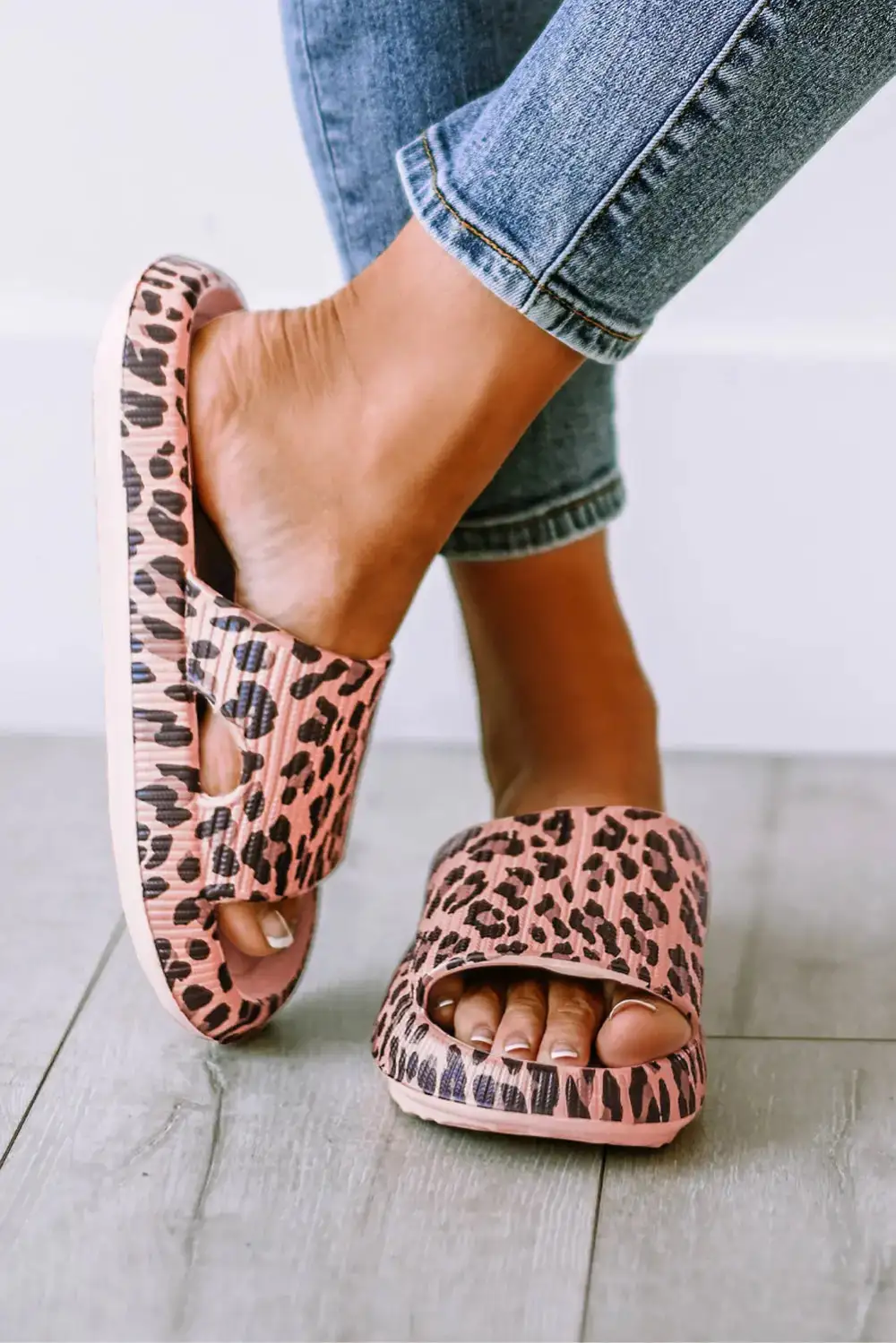 Leopard Print Thick Sole Slide Sandals