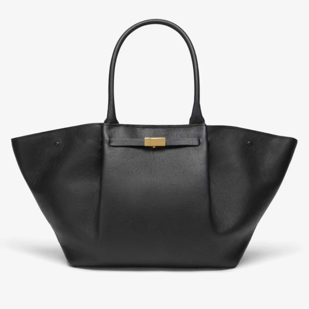 Minimal Soft Grain Handbag