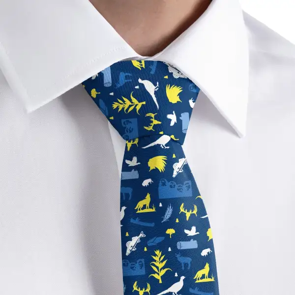 Timeless Heritage Emblem Style Necktie