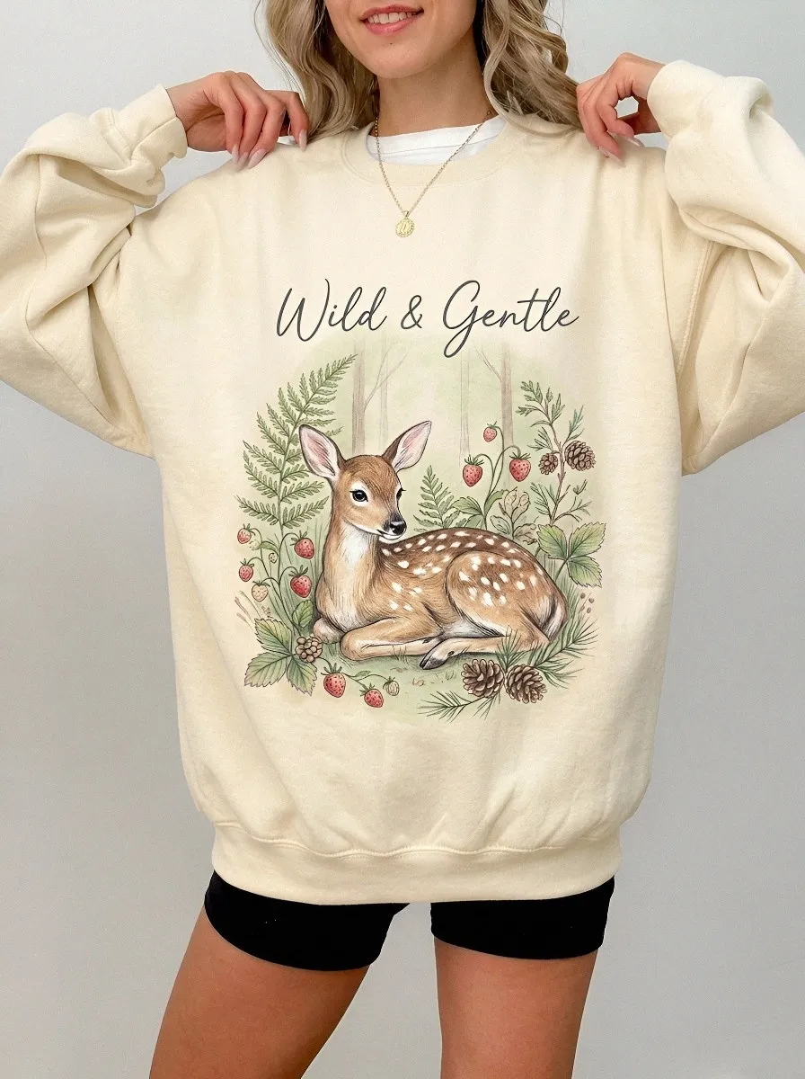 Women's Nature Lover Wild & Gentle Fawn Strawberry Printed Sweatshirt