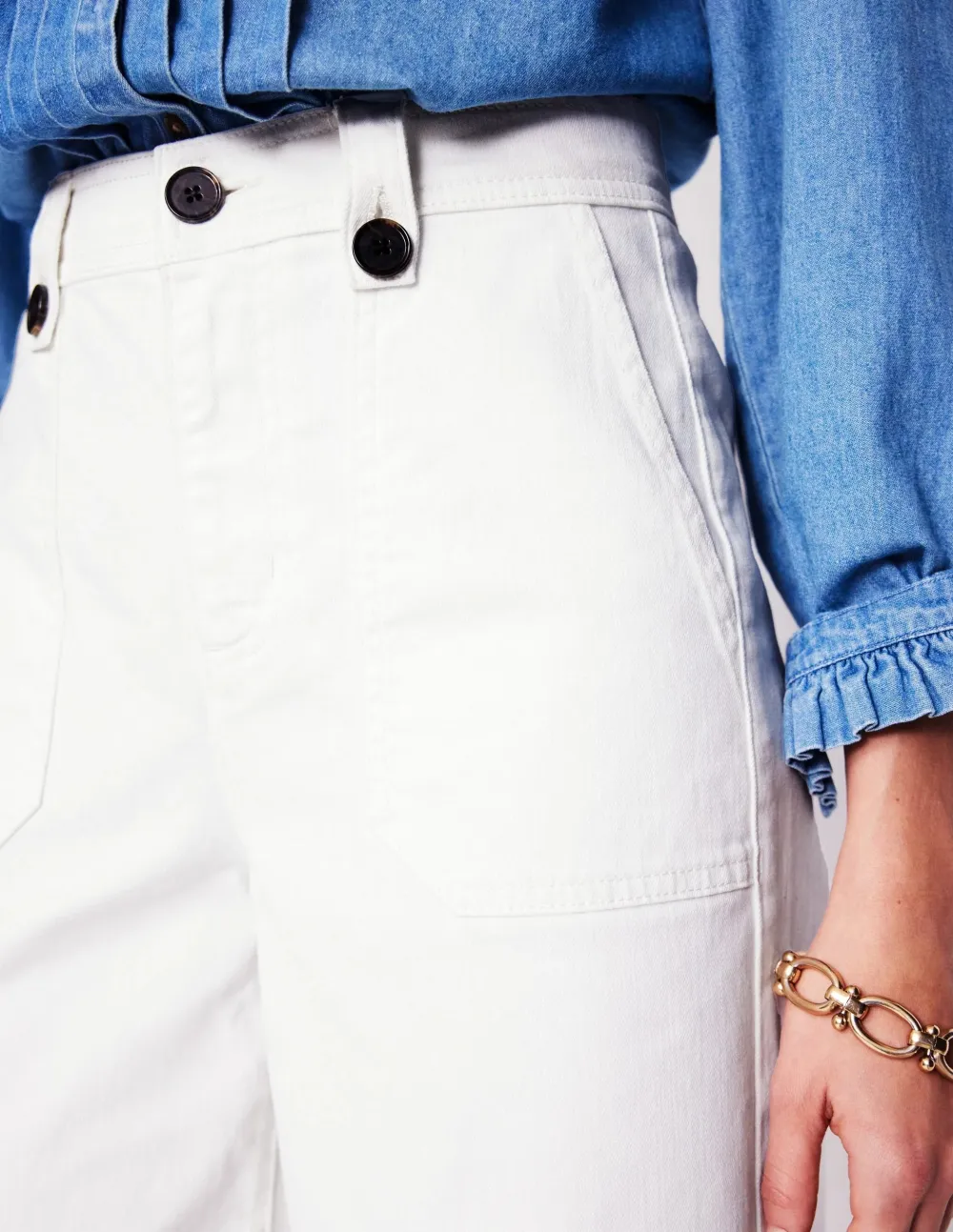 Mid Rise Button Casual Detail Jeans