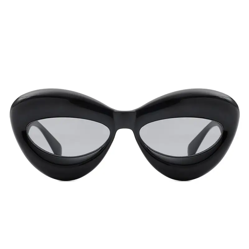 Lightweight Cat Eye Frame Sunglasses