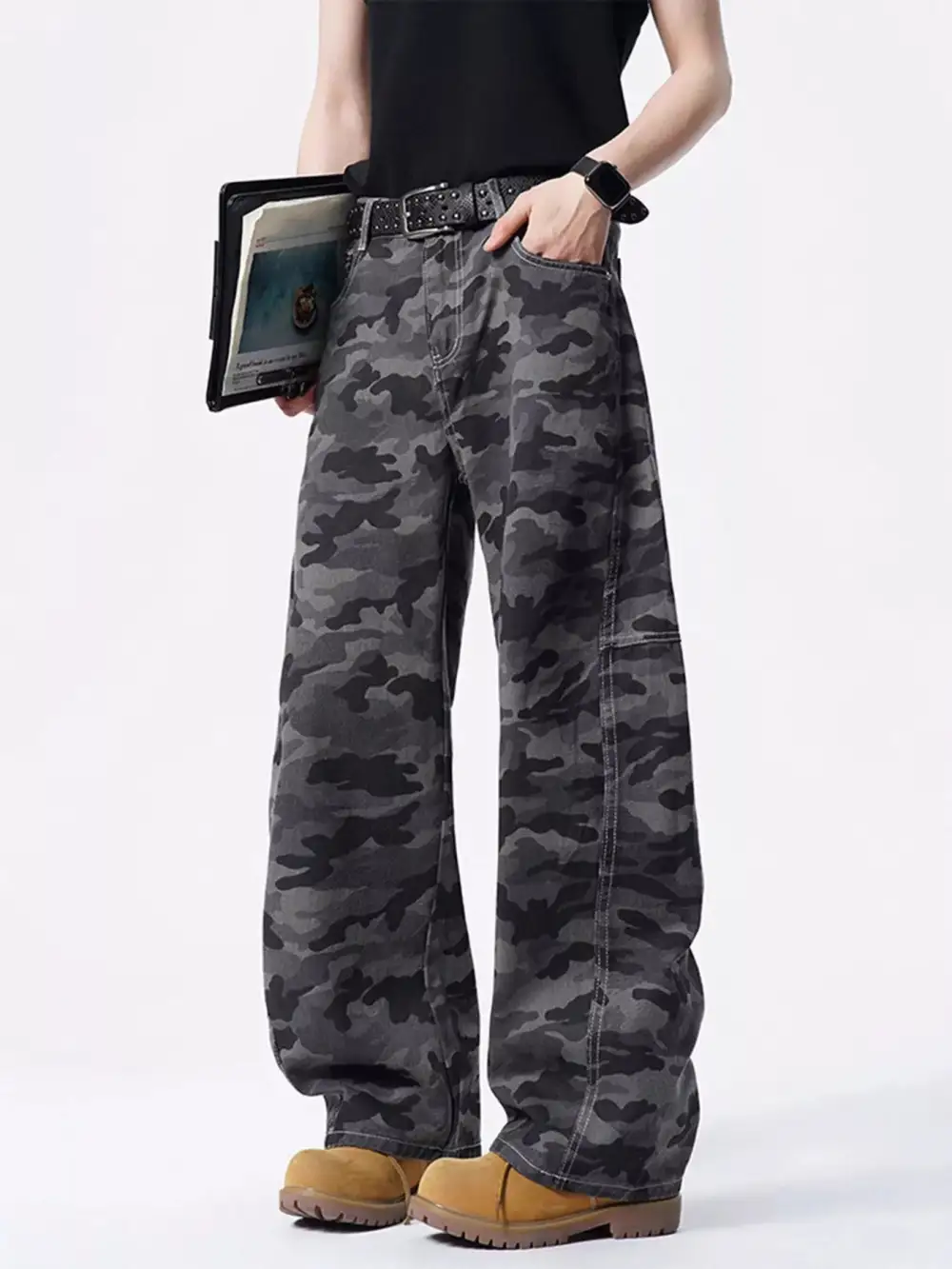 Men's Full Size Loose Fit Camouflage Cargo Pants