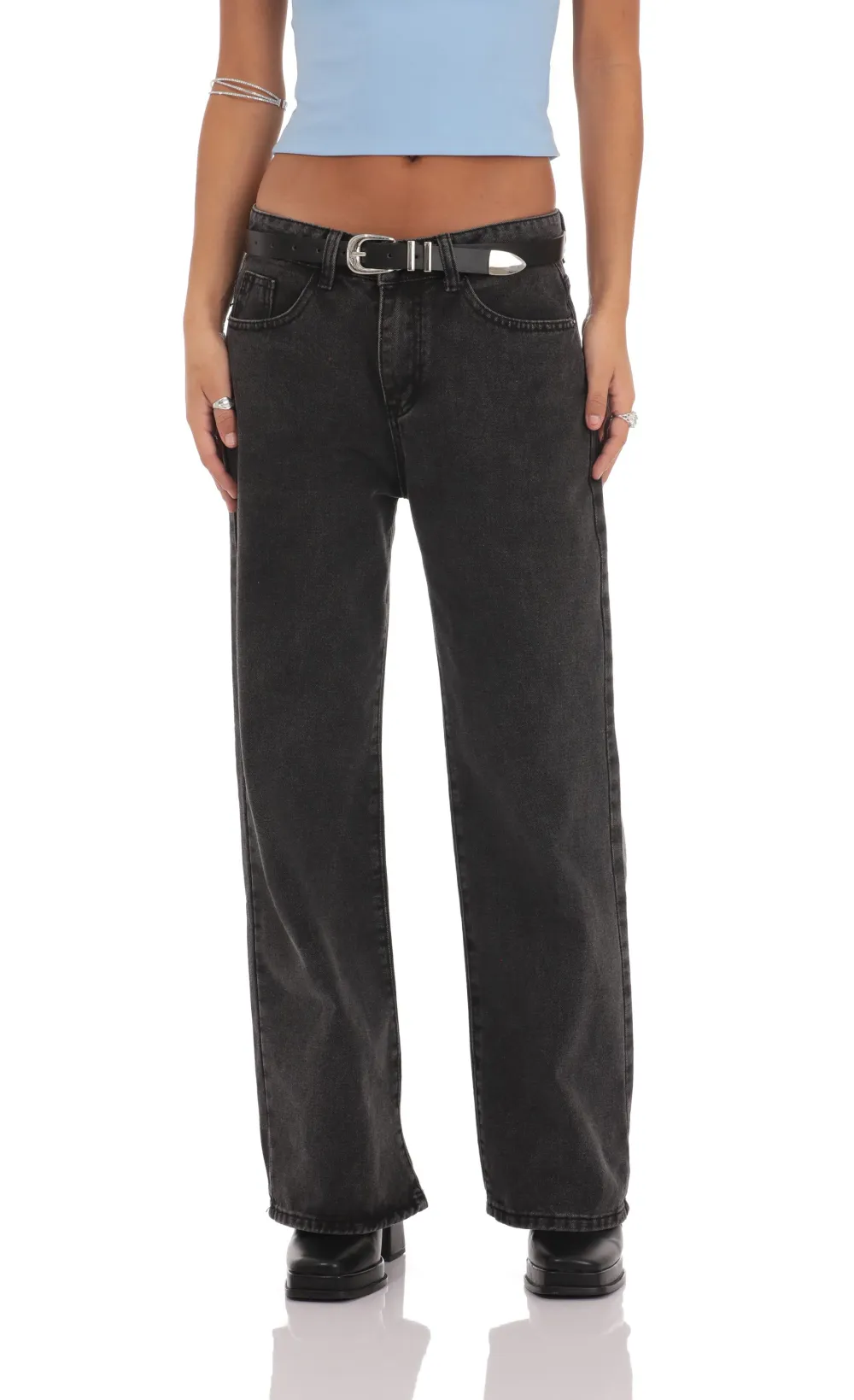 Straight Leg Jeans in Black Denim