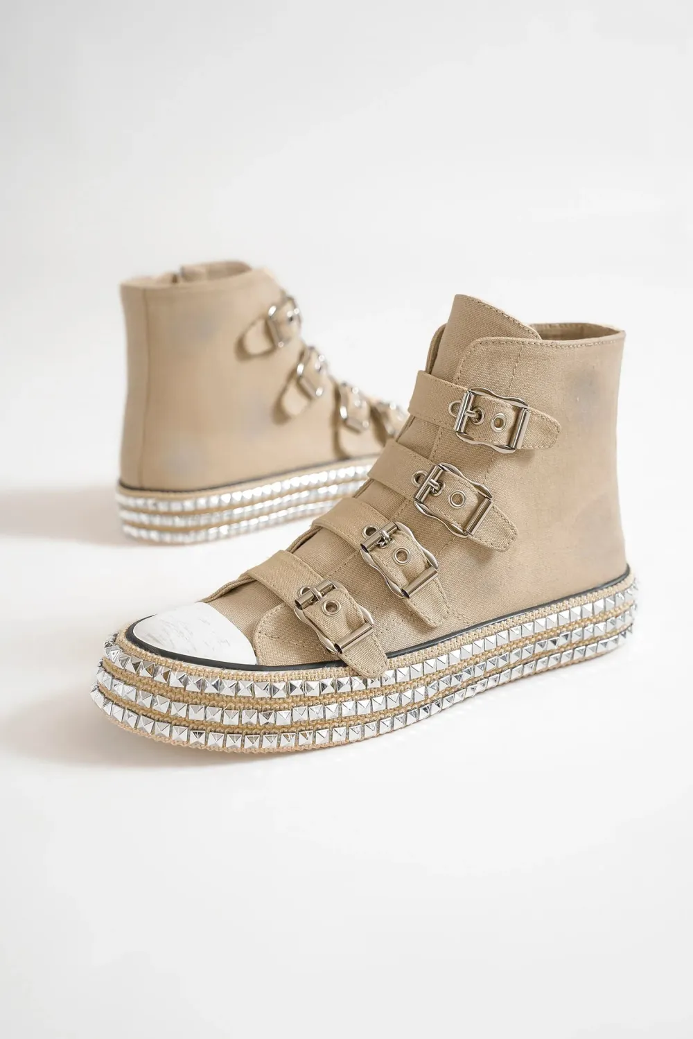 Textured Fashion Multi-Buckle Straps Studded Platform Sneakers