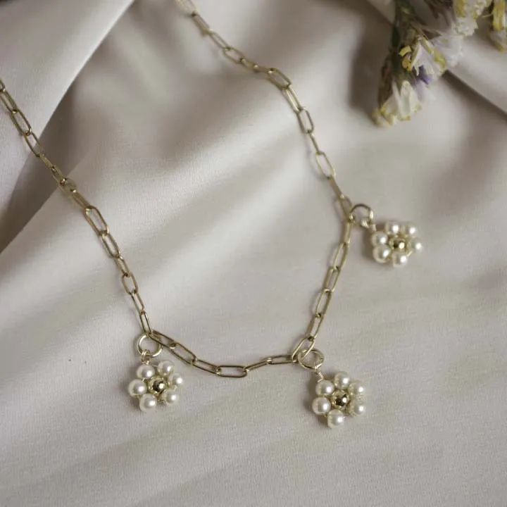 Artful Blossom Necklace