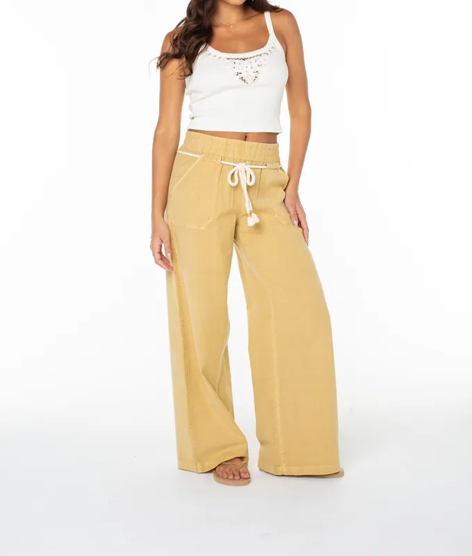 Clean Textured Wide Leg Pants