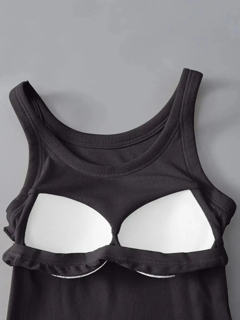 Round Neck With Built