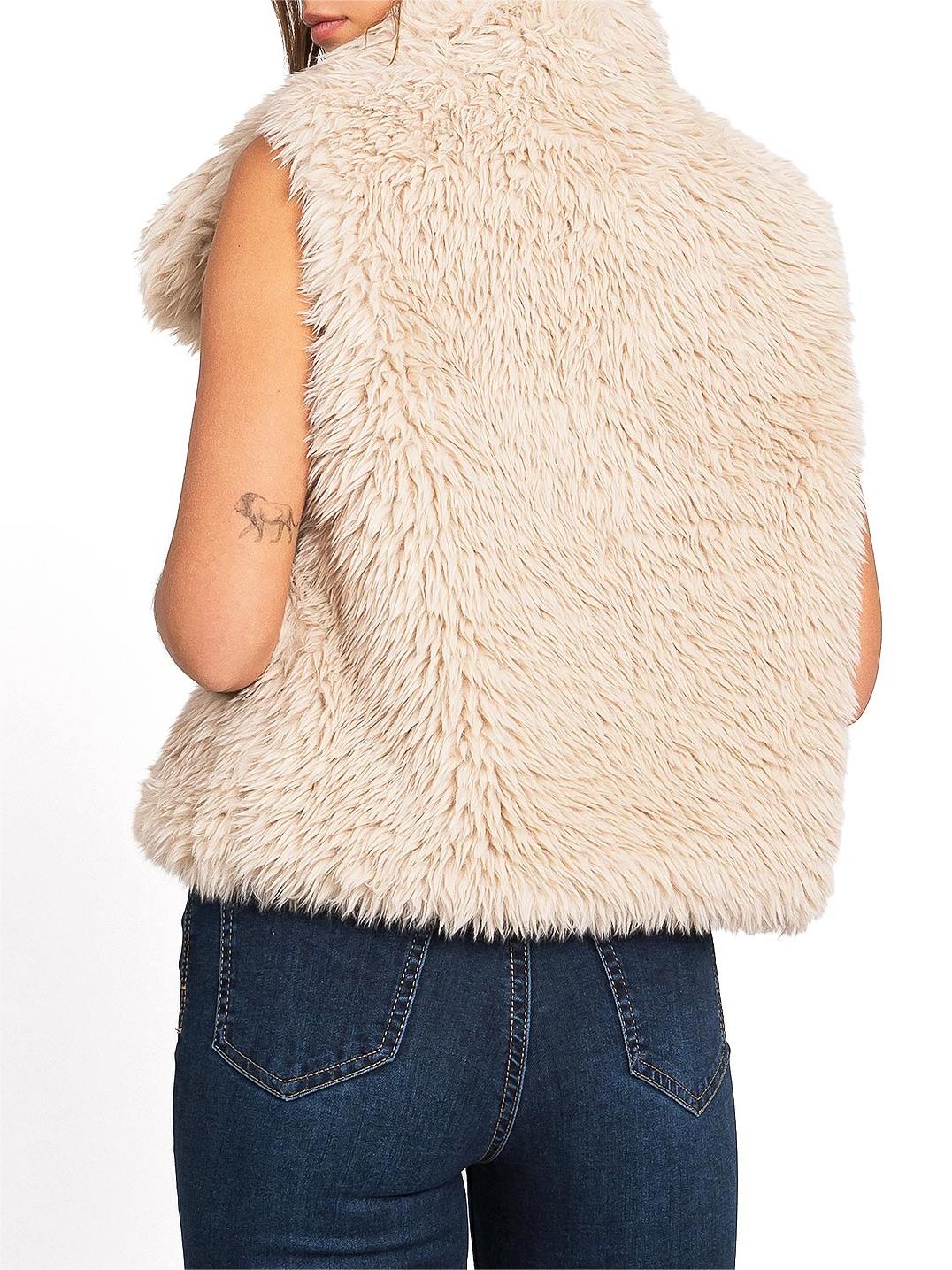 Creamy Faux Fur Sleeveless Vest
