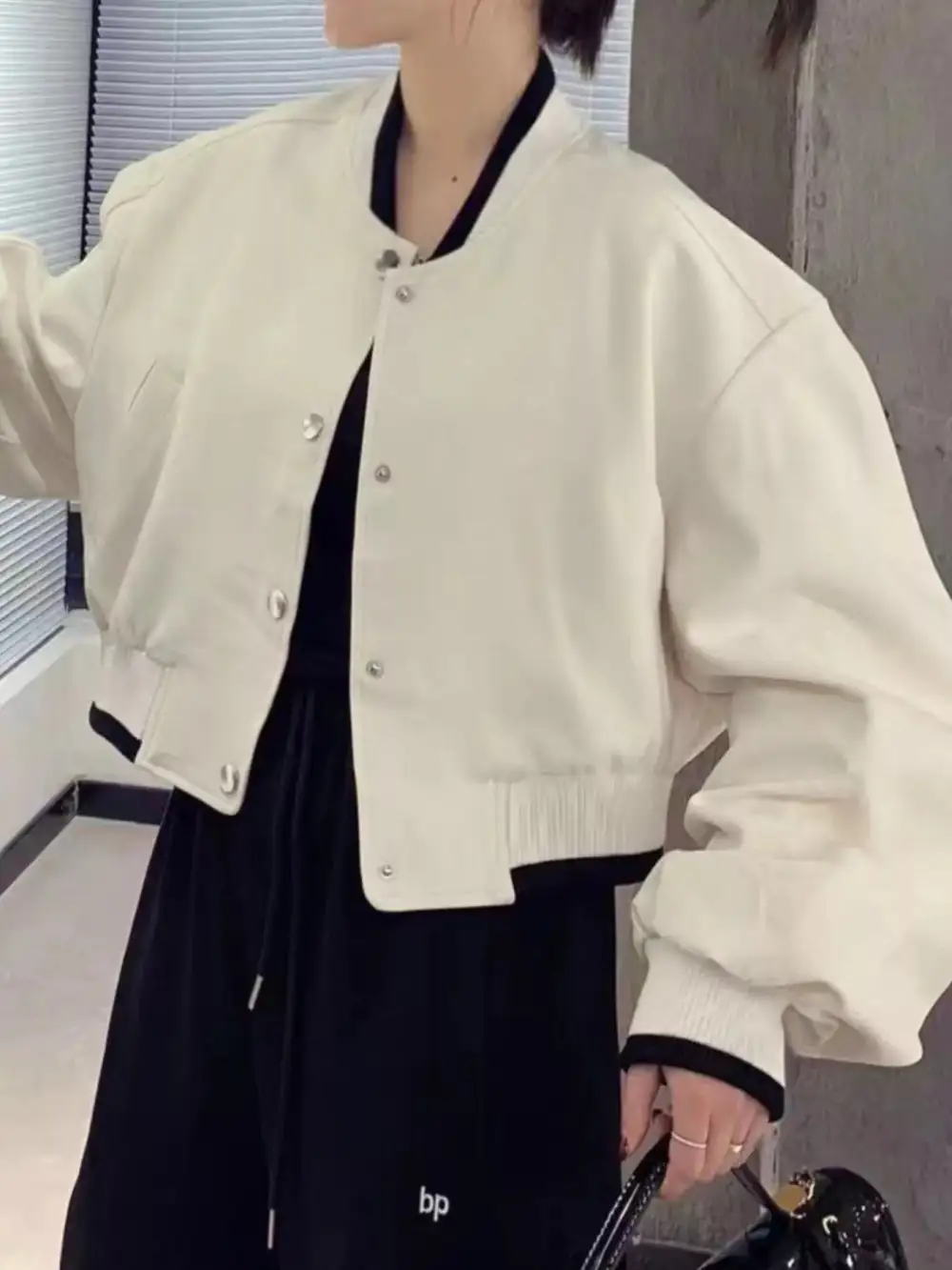 Casual Snap Down Cropped Jacket