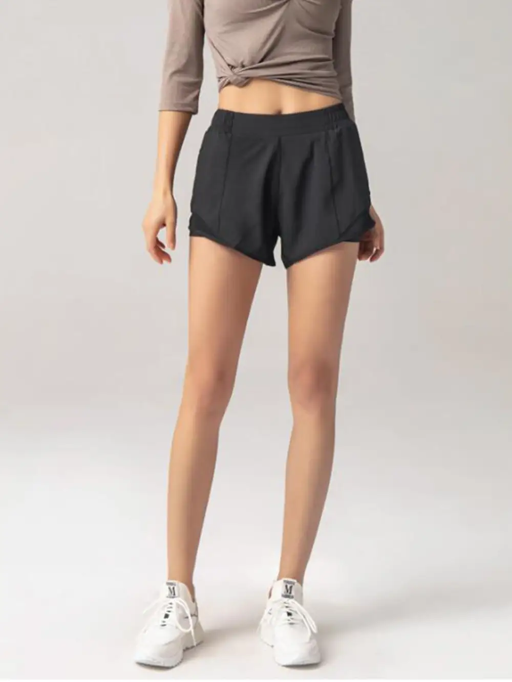 Elastic-Waist Pocketed Lightweight Stretch Running Shorts