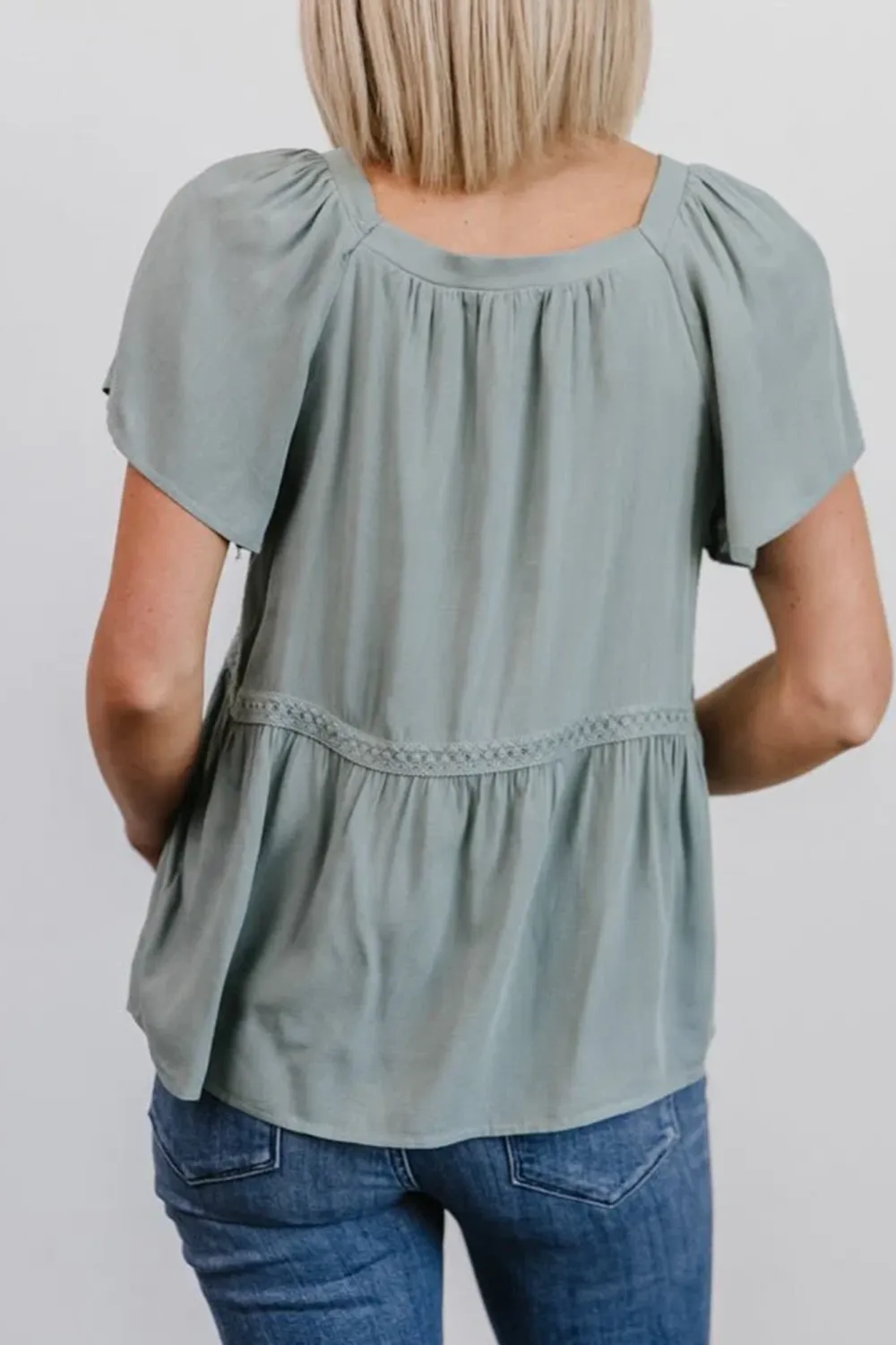 Classic Daily Outing V-Neck Lace Shirt