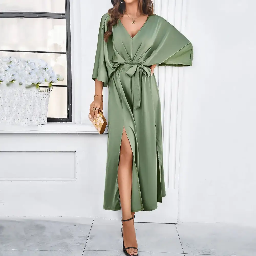 Chic Refined Women's Maxi Dress