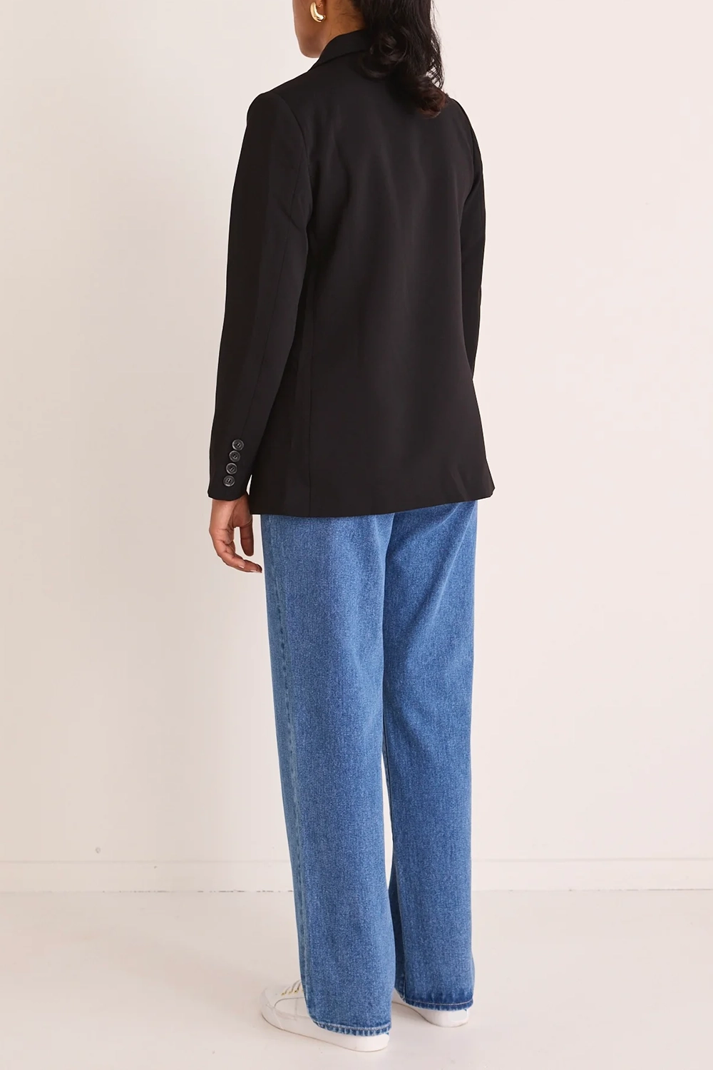 Black Structured Long - Sleeve Blazer