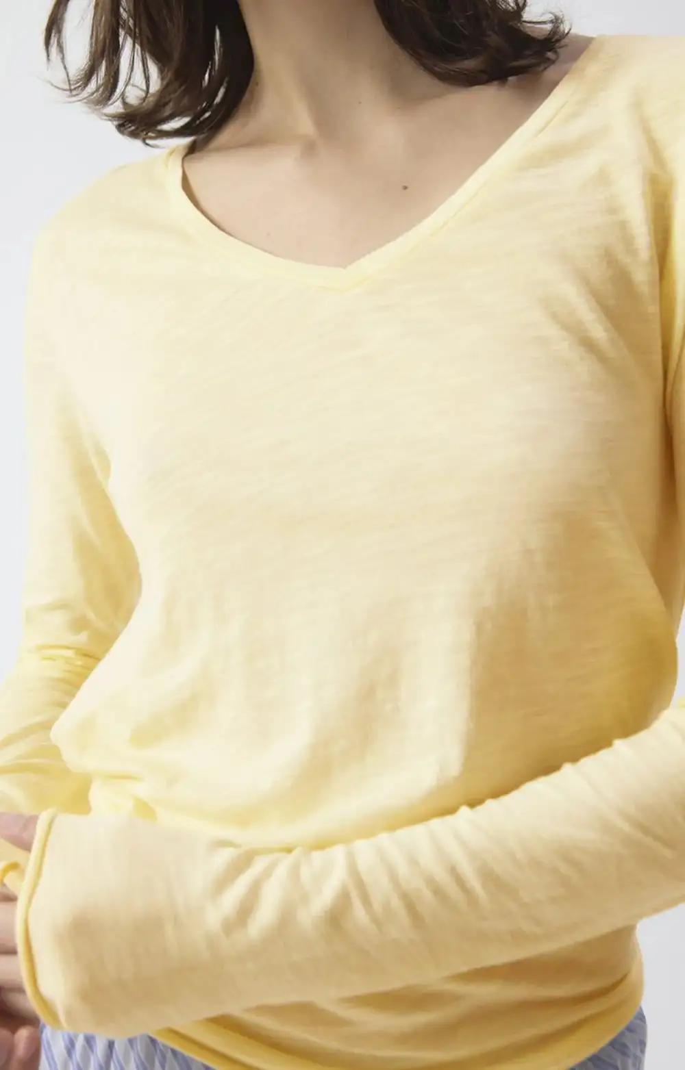 Minimal V Neck Long Sleeve Tee