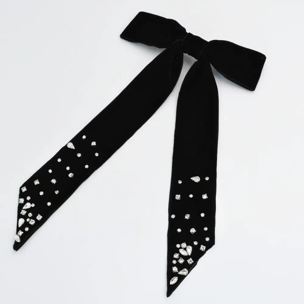 Compact Everyday Styling Accessory