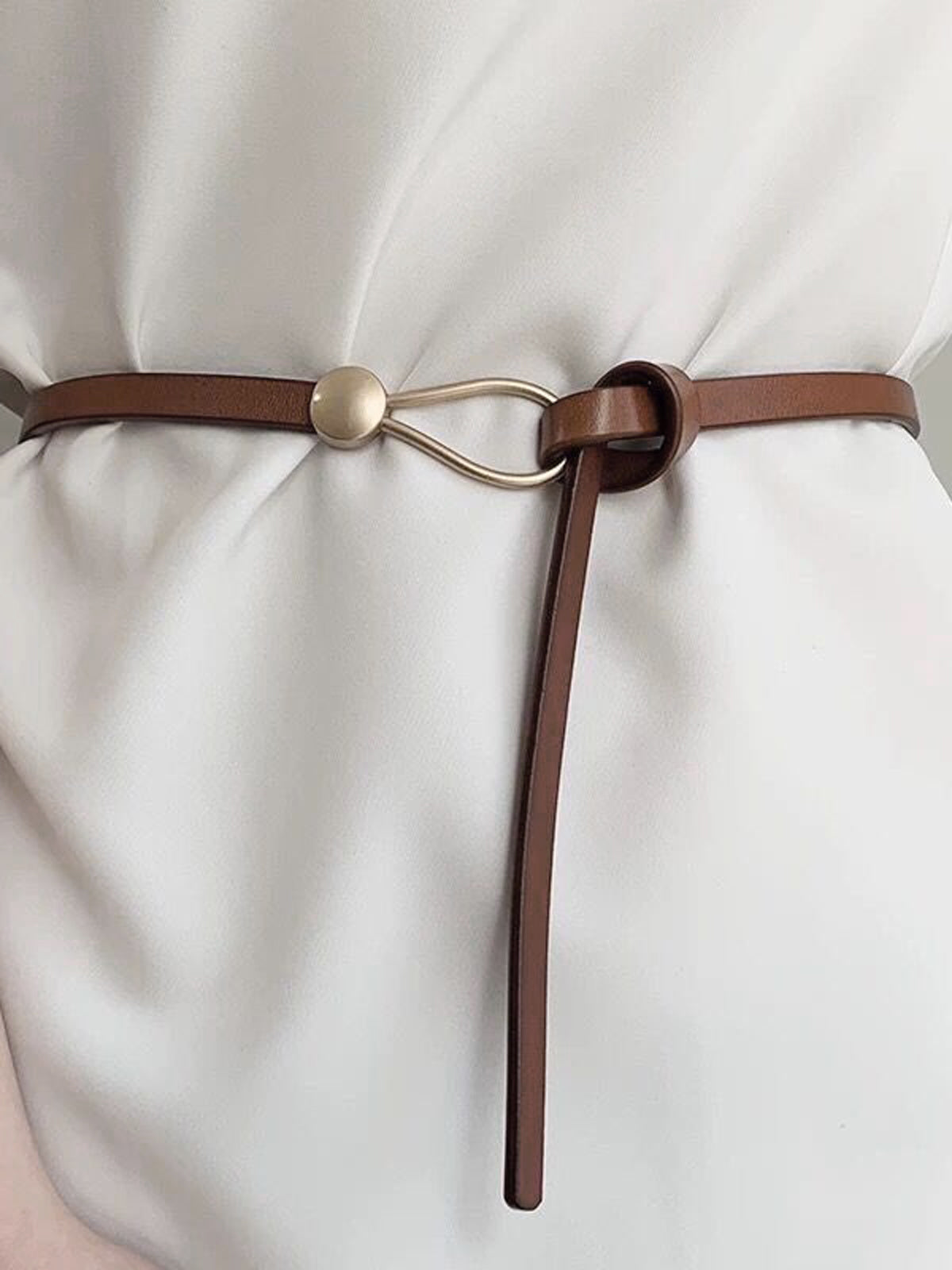 Simple style leather thin belt