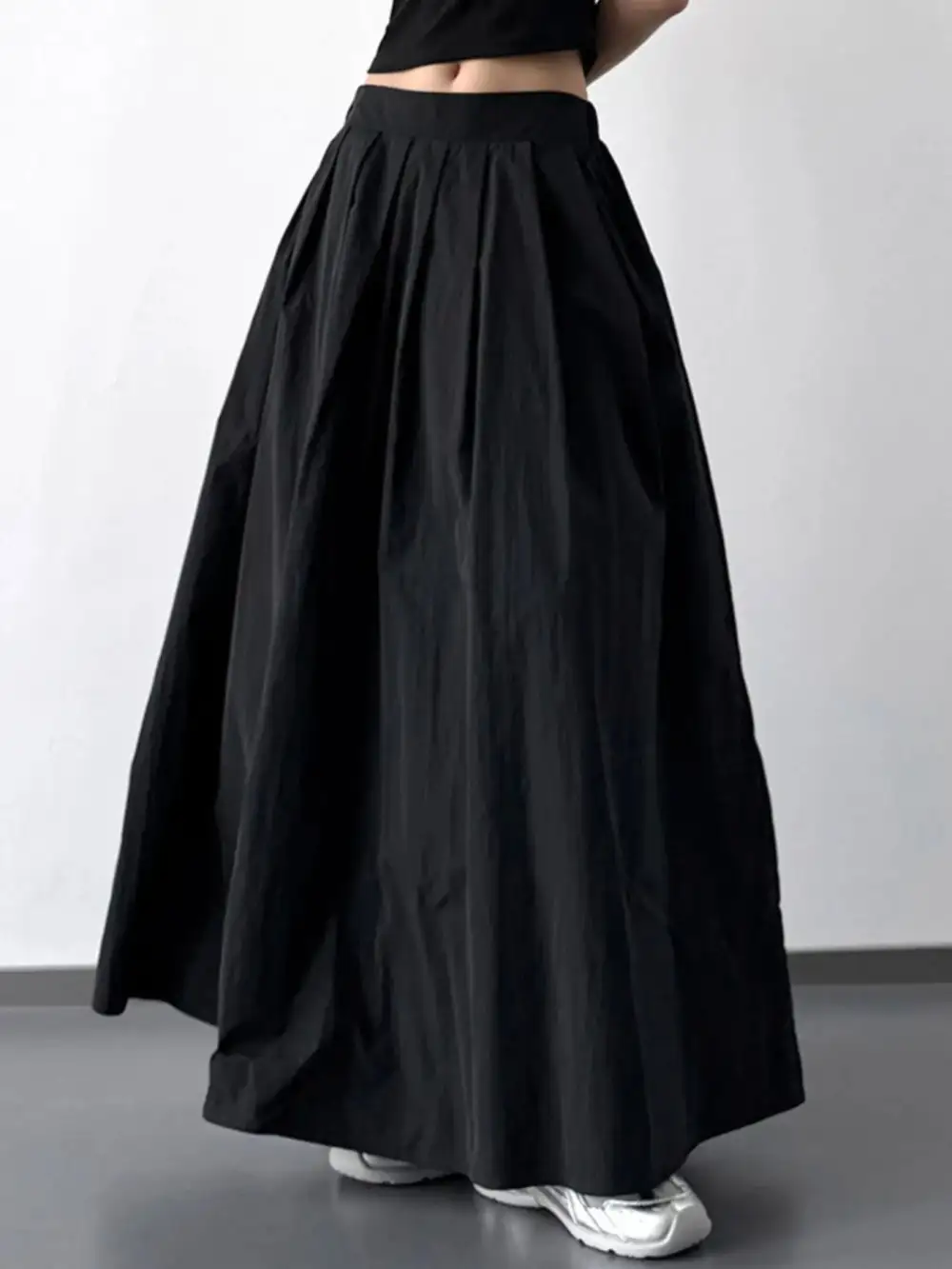 Tidy Pleated Ruched Skirt