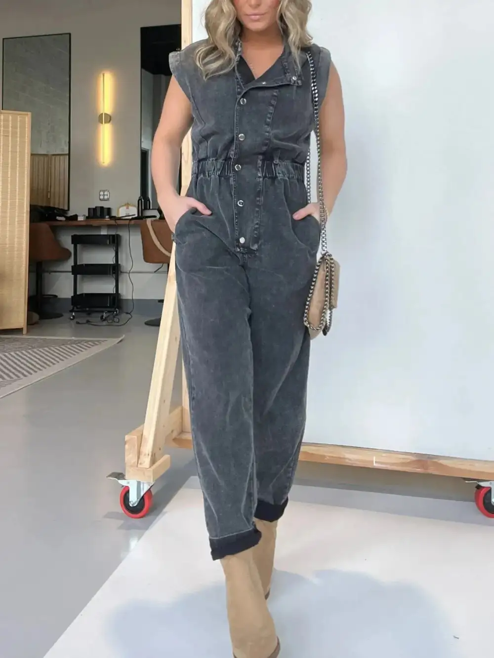 Plus Size Button Front Cap Sleeve Accessory