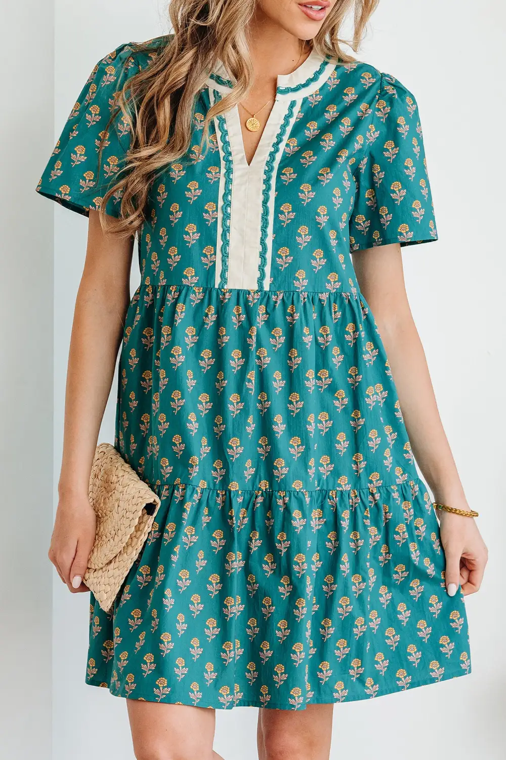 Lightweight Feel Floral V Neck Short Sleeve Dress