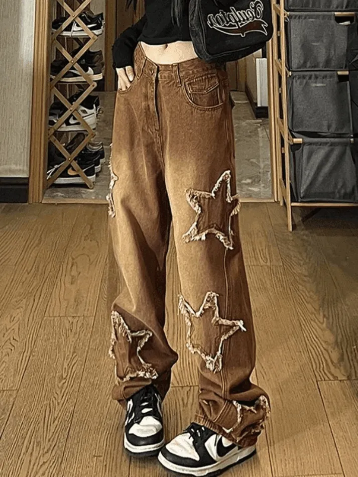 Vintage Wash Distressed Star Patch Boyfriend Jeans