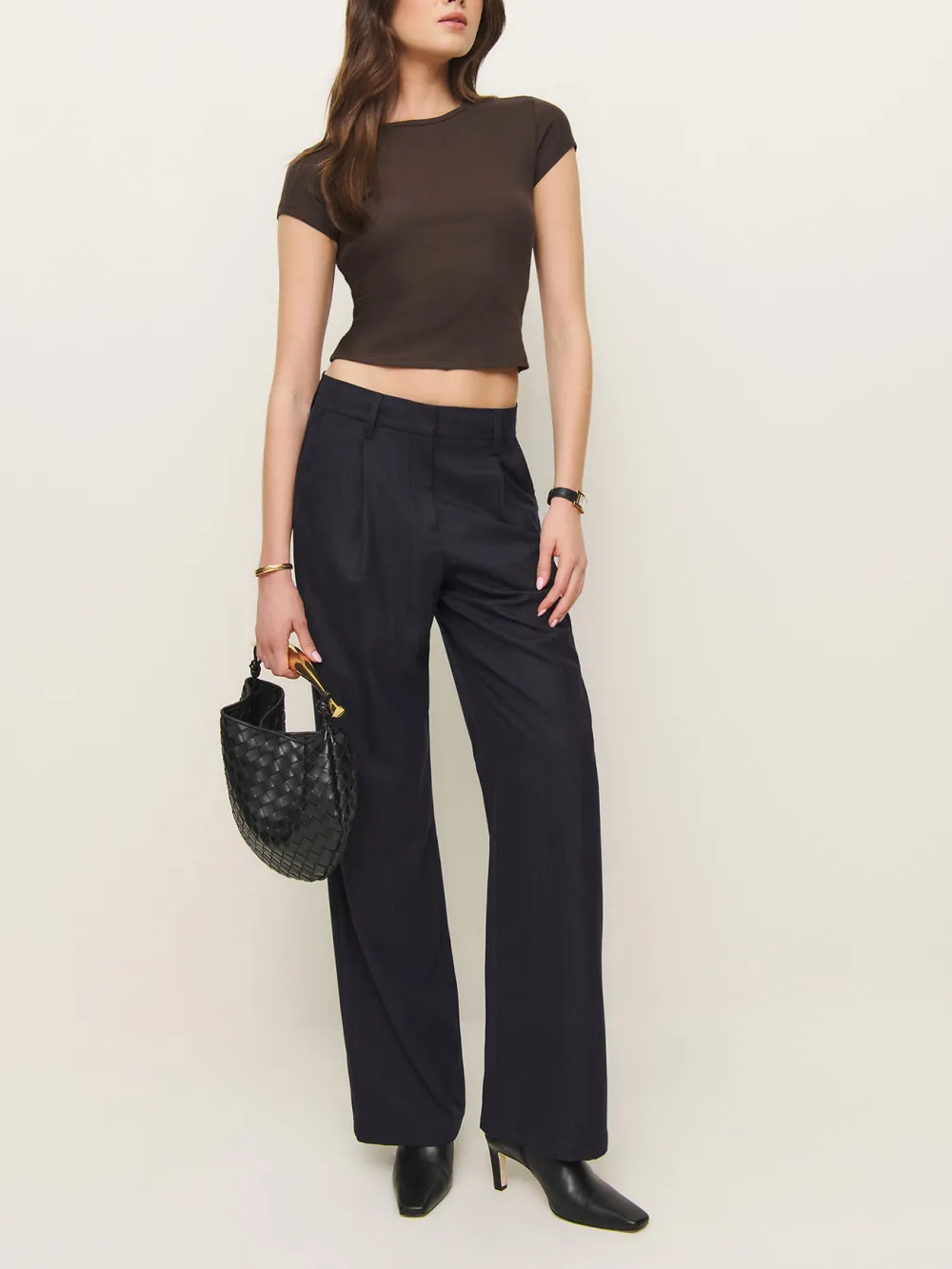 Cropped Crew Neck Knit Top