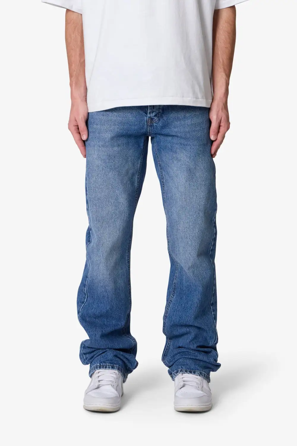 Relaxed Classic Bootcut Jeans