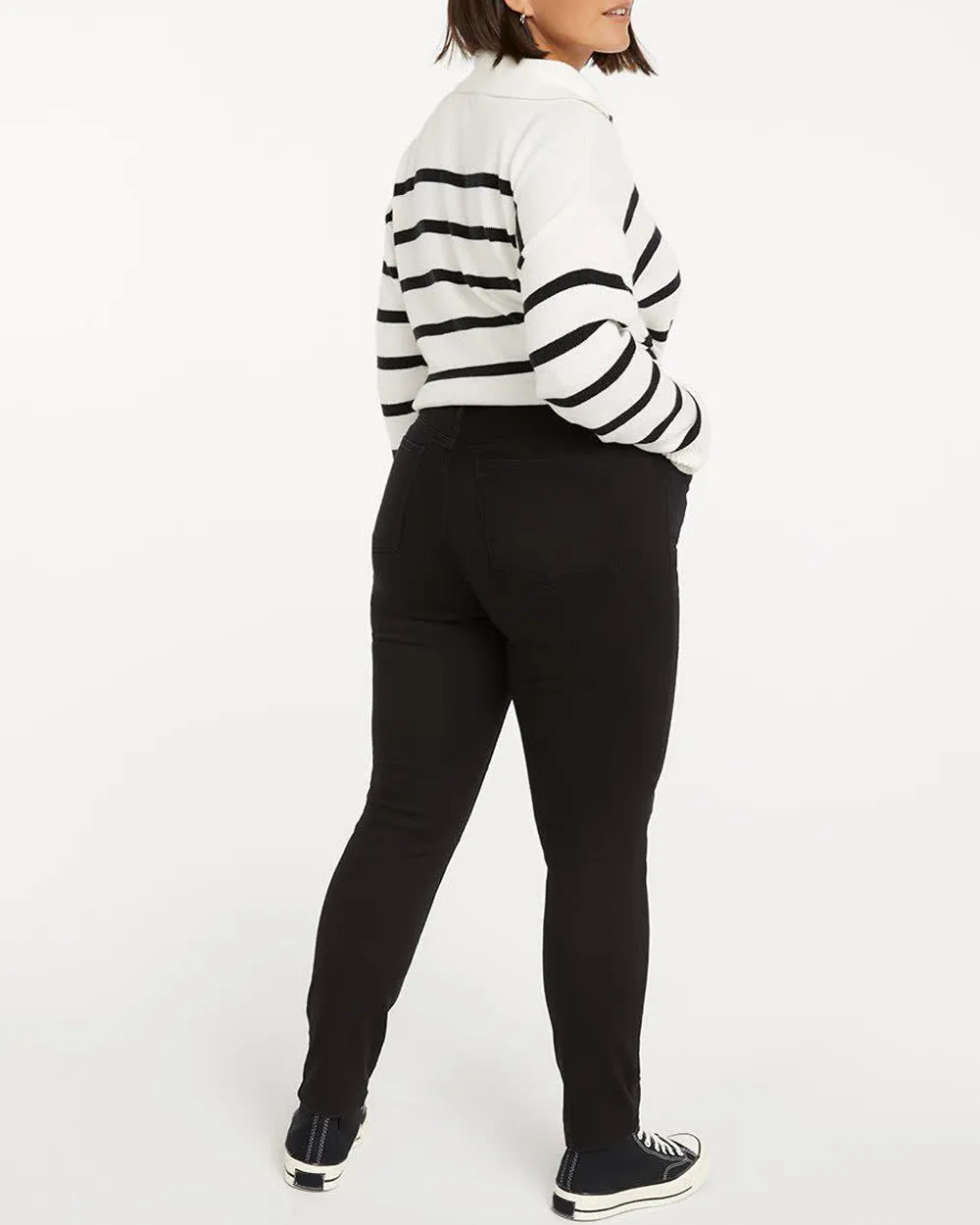 High-Rise Black Jean with Skinny Leg  Signature