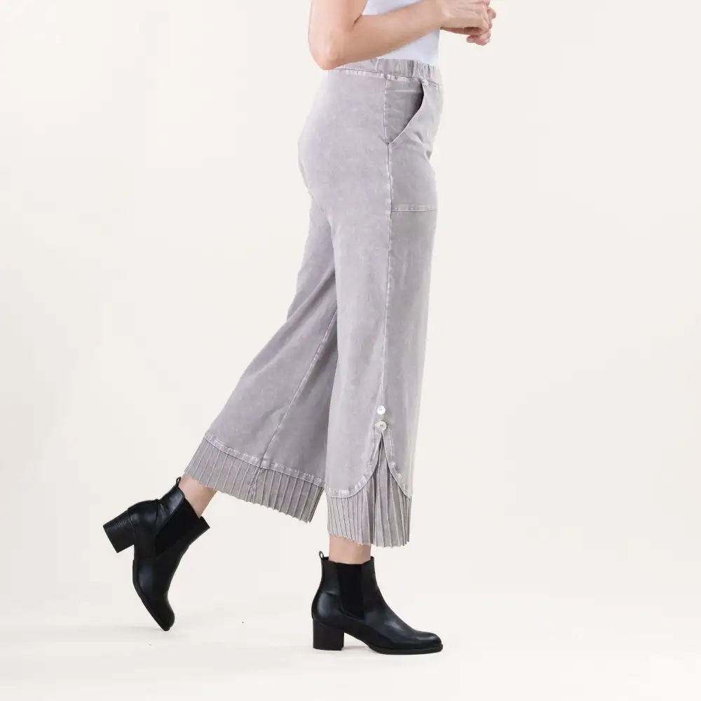 Modern Wide Leg Mineral Wash Pleated Pants