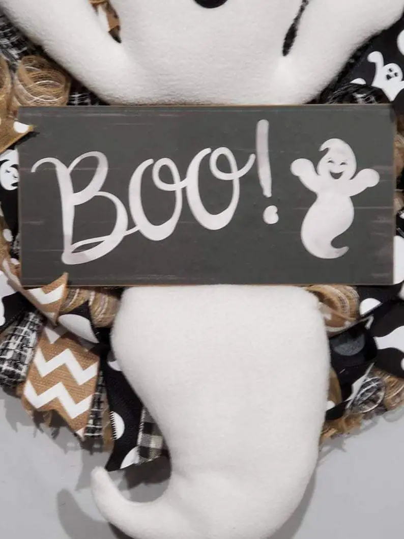 (Farmhouse Ghost Wreath)Halloween wreath, Halloween decor