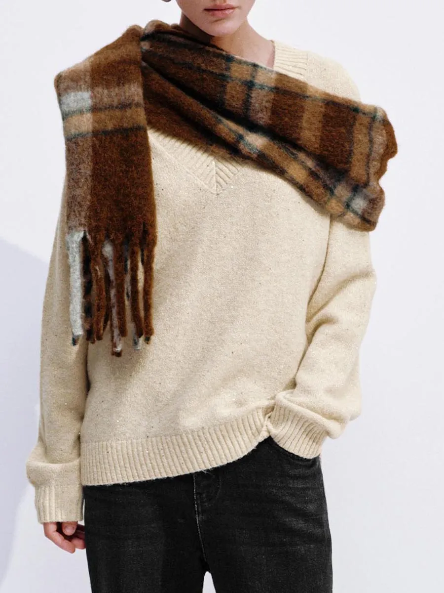 A White V-Neck Casual Sweater For Ladies