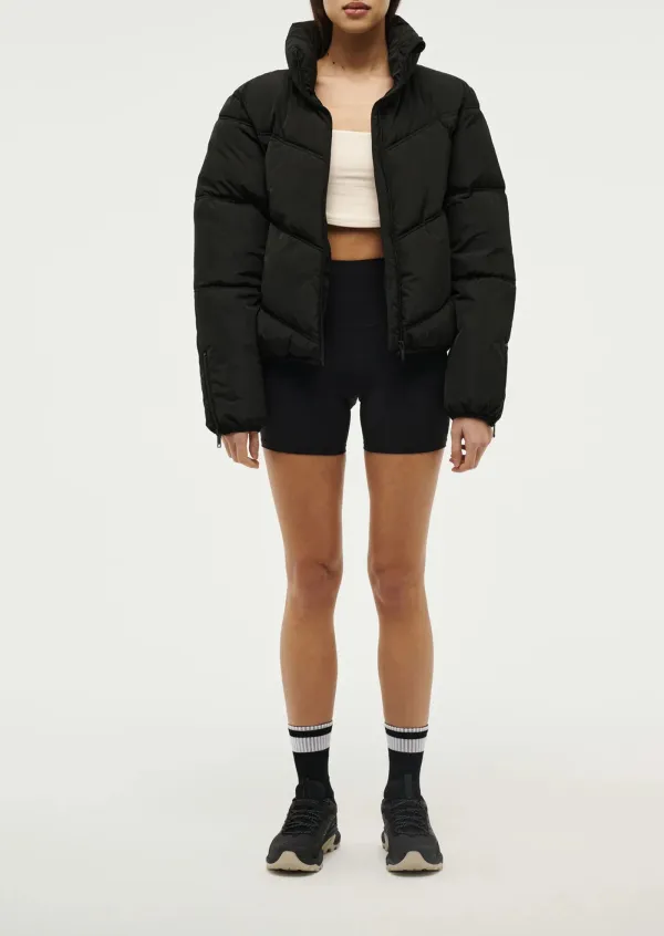TURTLENECK JACKET IN BLACK