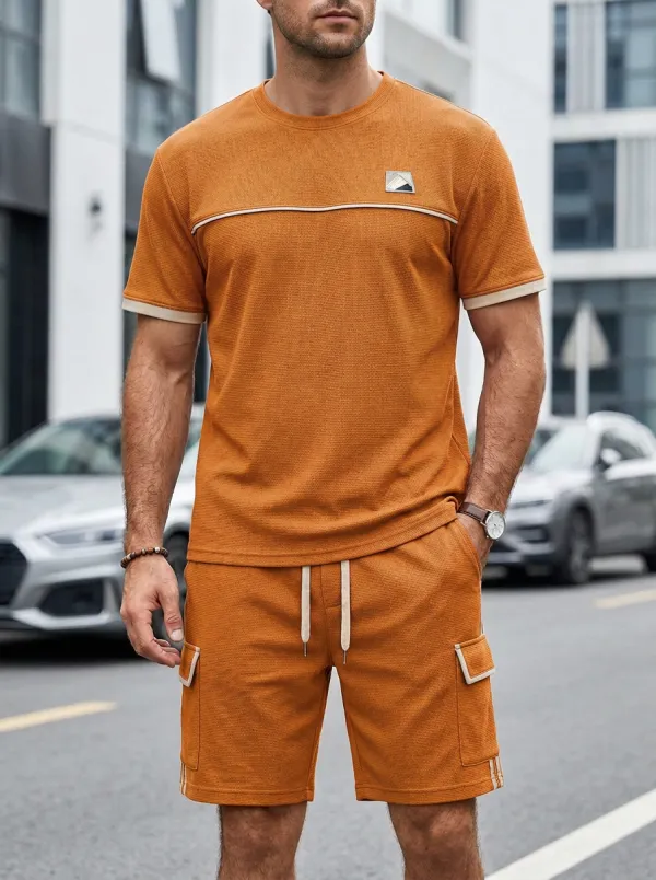 Modern Detail Men's T-Shirt And Shorts Set