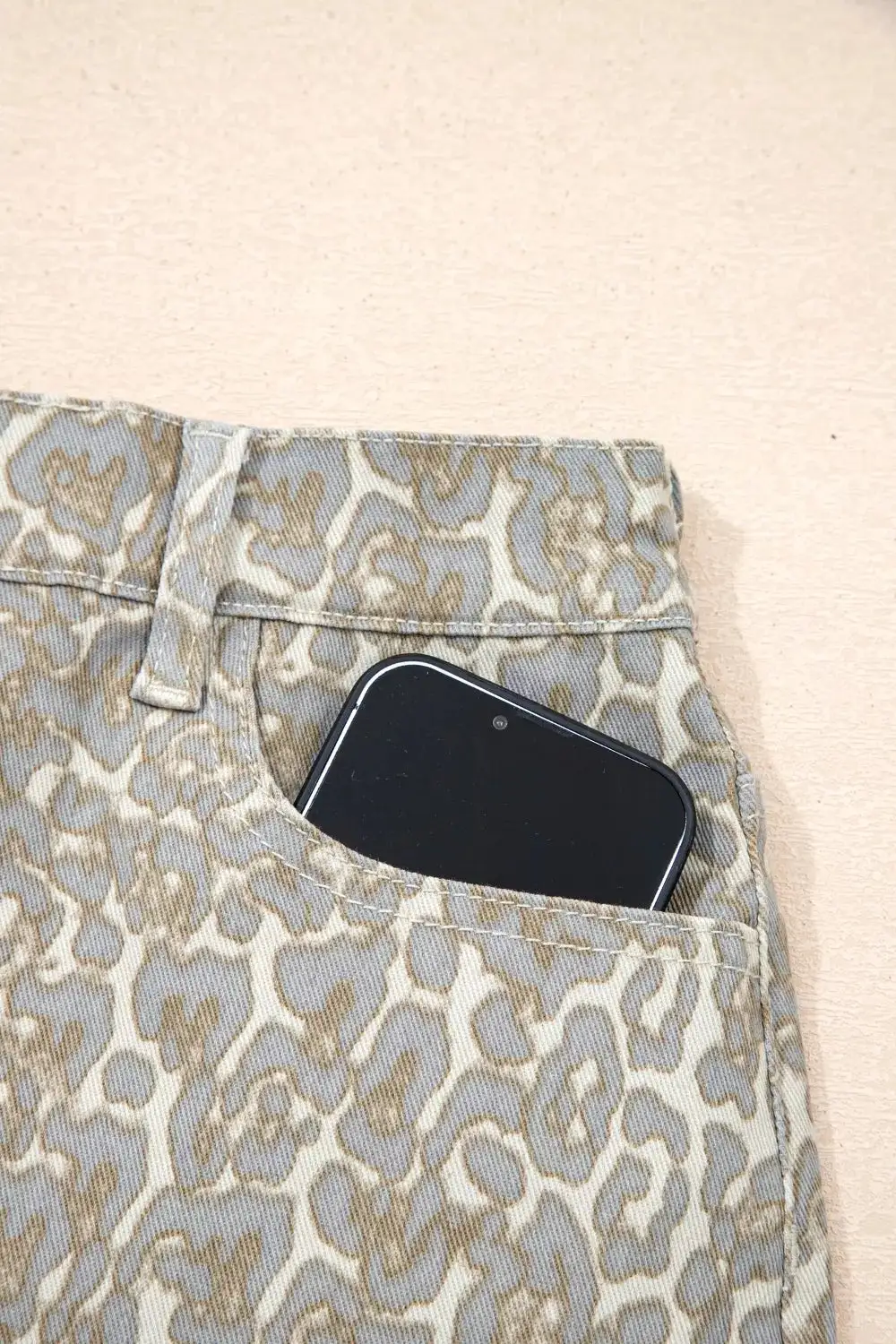Classic Raw Edge Leopard Print Denim Shorts