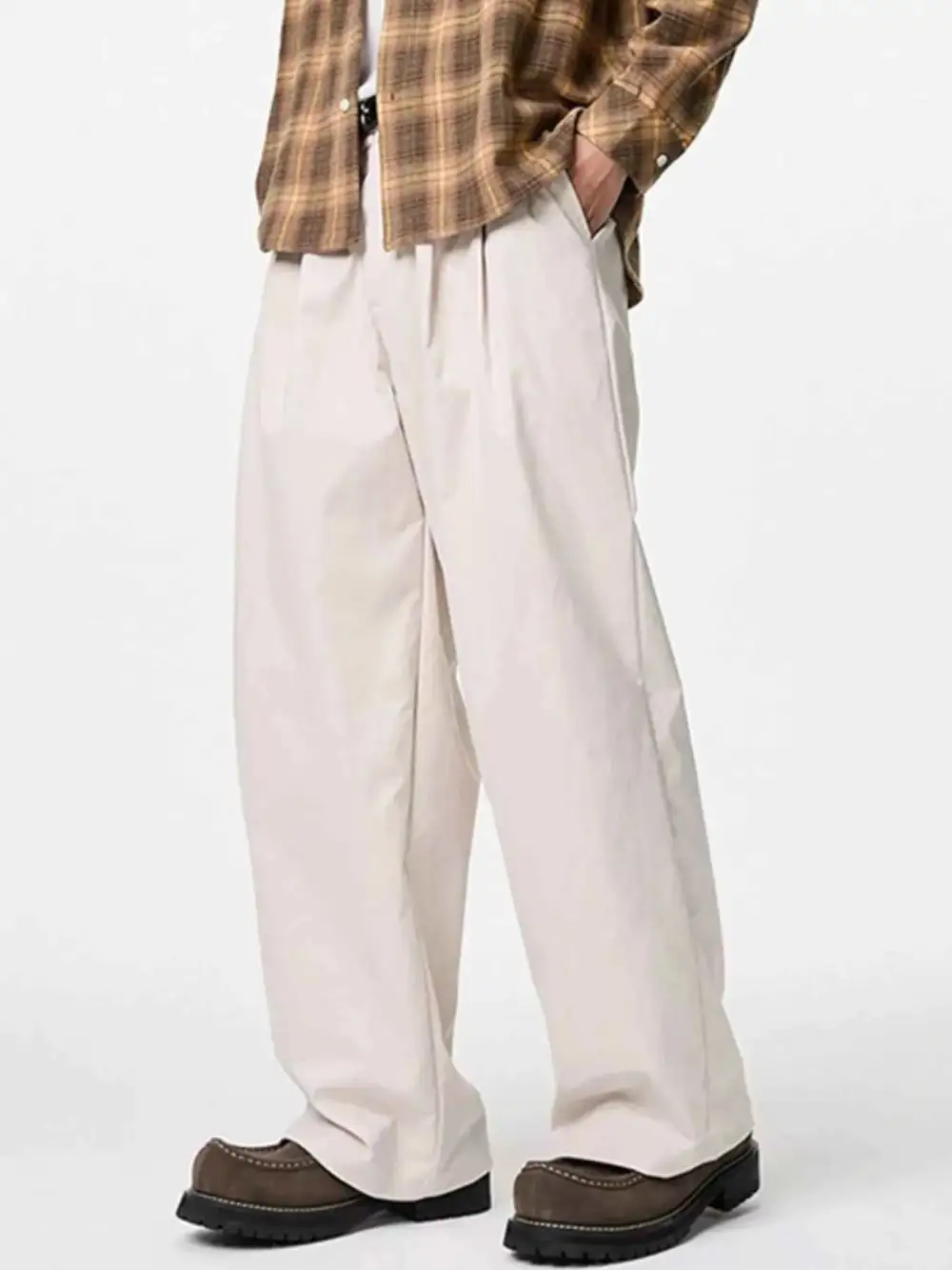 Classic Wide-Leg Relaxed Fit Pants