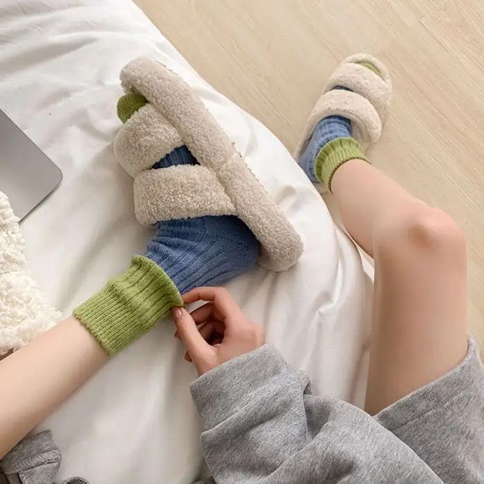 Contrast Block Warm Socks