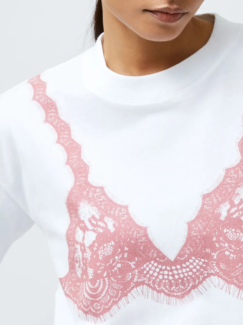 Sexy Lace Pattern Round Neck Short Sleeves