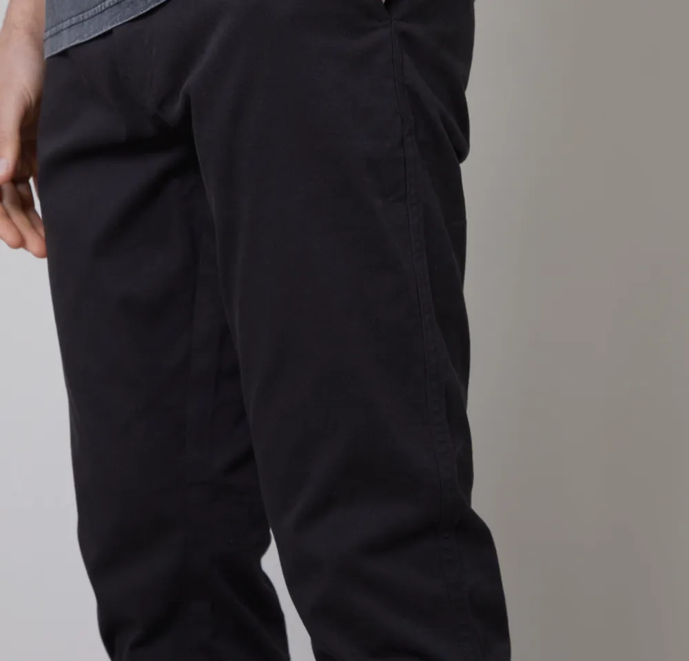 Men's Black Slim-Fit Chino Pants