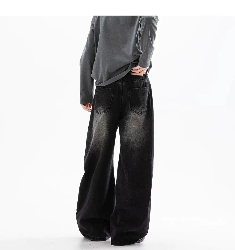 Ultra Wide-Leg Jeans